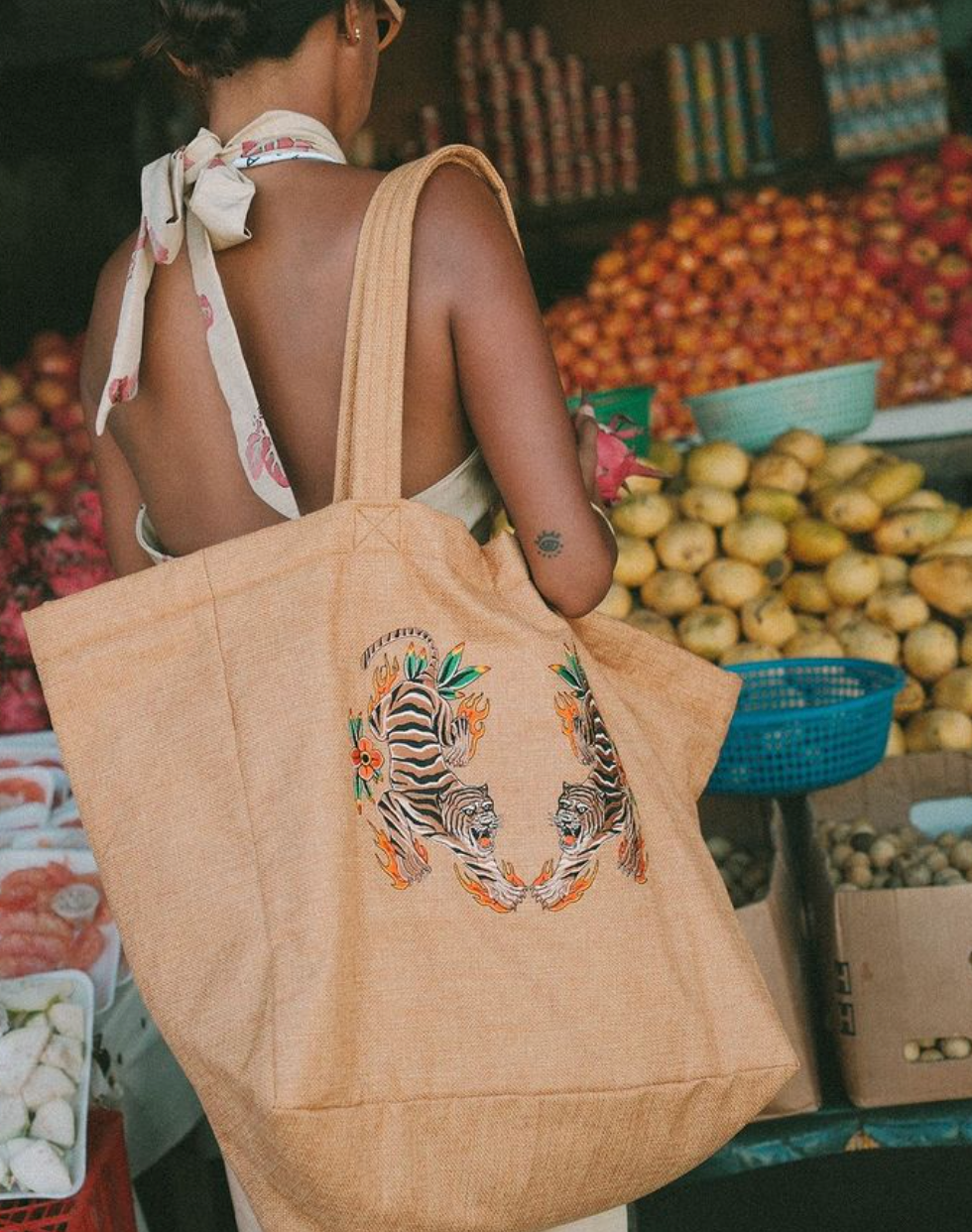 NEW Tiger Embroidered XXL Tote Bag